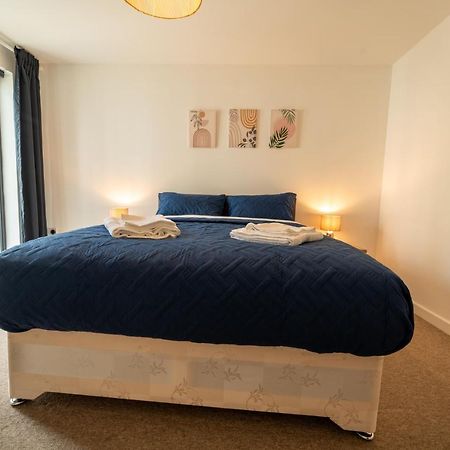Spacious Apartment In Woking Town Centre 外观 照片