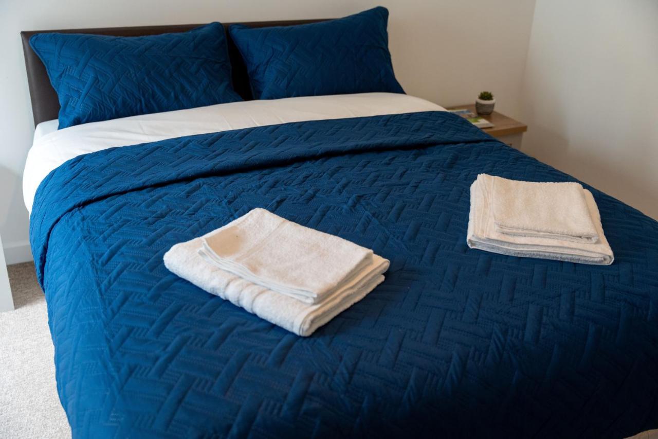 Spacious Apartment In Woking Town Centre 外观 照片
